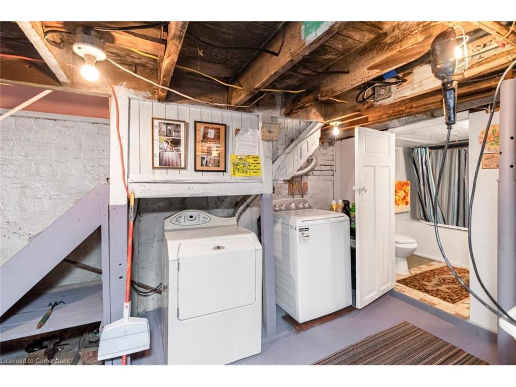 









44


Arthur

Avenue North,
Hamilton,




ON
L8L 6C5

