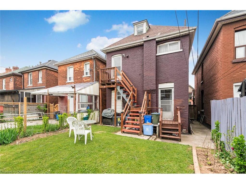 









44


Arthur

Avenue North,
Hamilton,




ON
L8L 6C5

