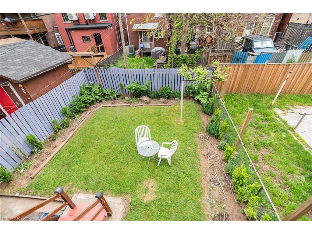 









44


Arthur

Avenue North,
Hamilton,




ON
L8L 6C5

