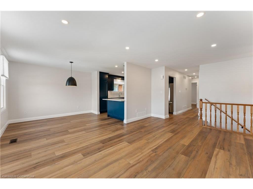 









144


Ravenbury

Drive, Upper,
Hamilton,




ON
L8W 2B5

