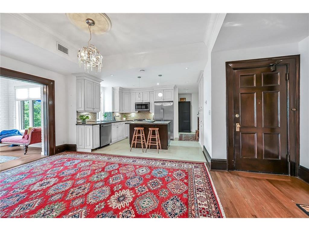









86


Herkimer

Street, PH41,
Hamilton,




ON
L8P 2G7

