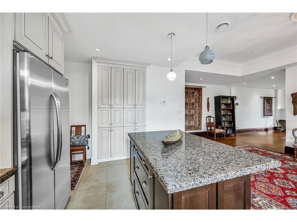 









86


Herkimer

Street, PH41,
Hamilton,




ON
L8P 2G7

