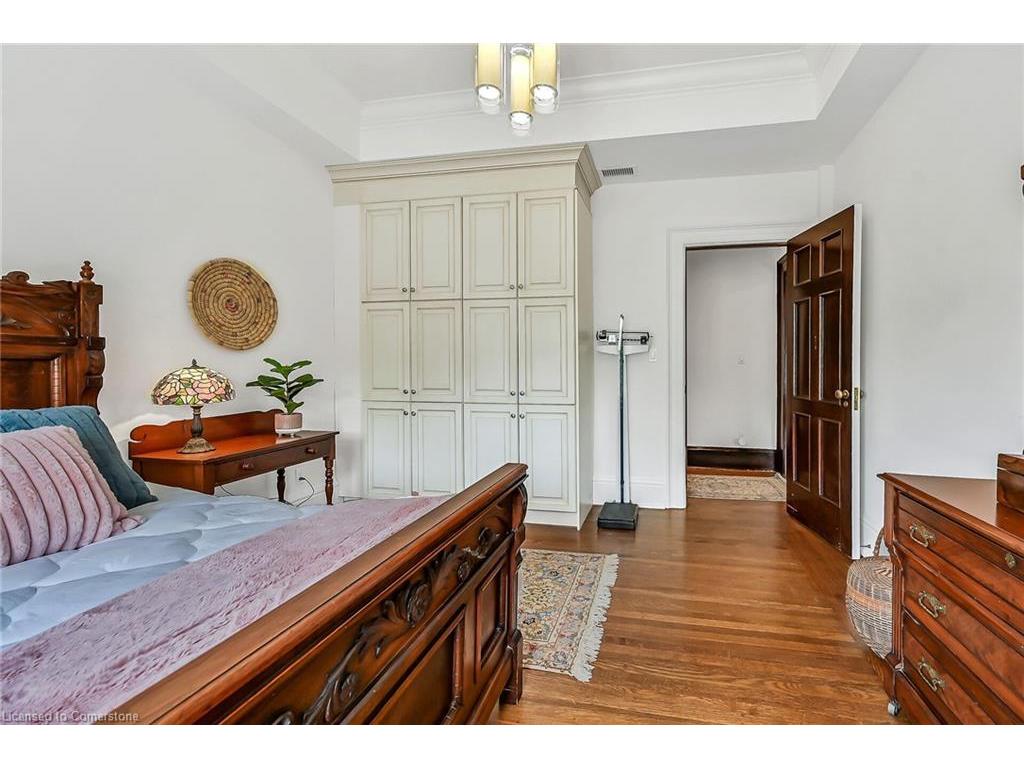 









86


Herkimer

Street, PH41,
Hamilton,




ON
L8P 2G7

