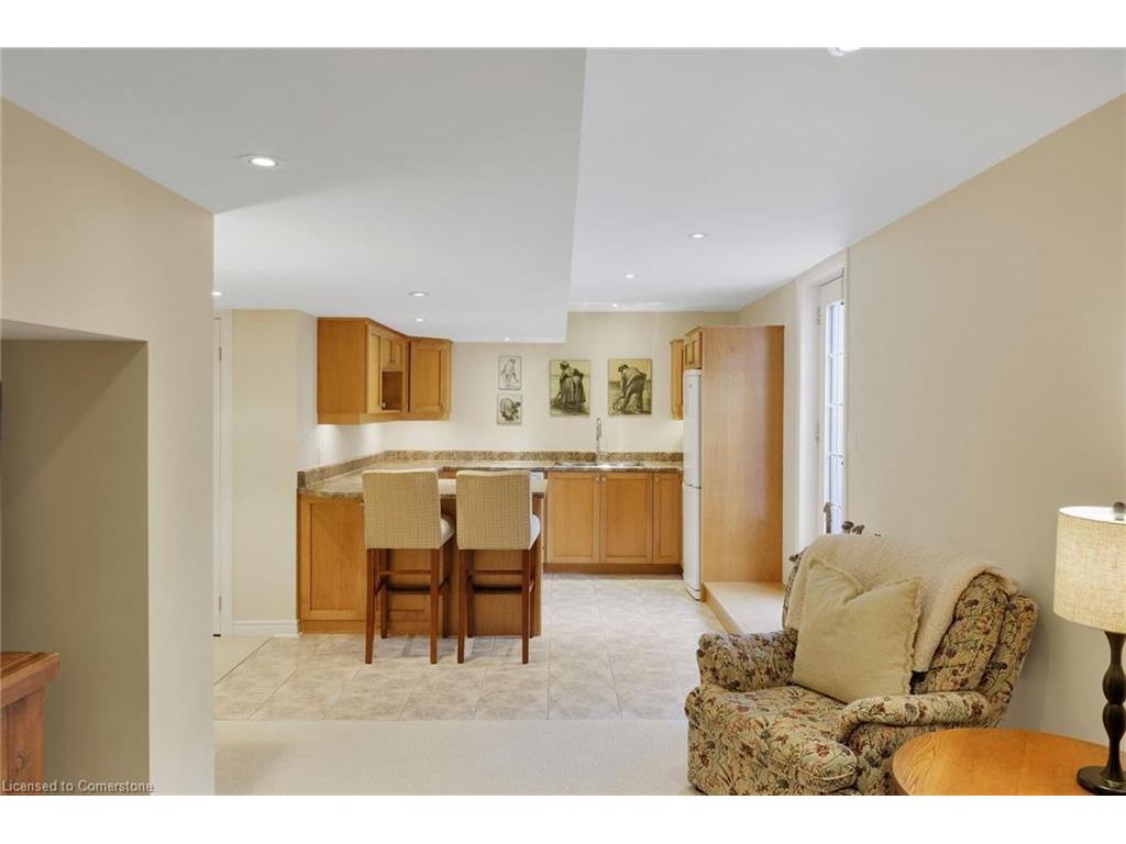 









1392


Pinecliff

Road,
Oakville,




ON
L6M 3Z1

