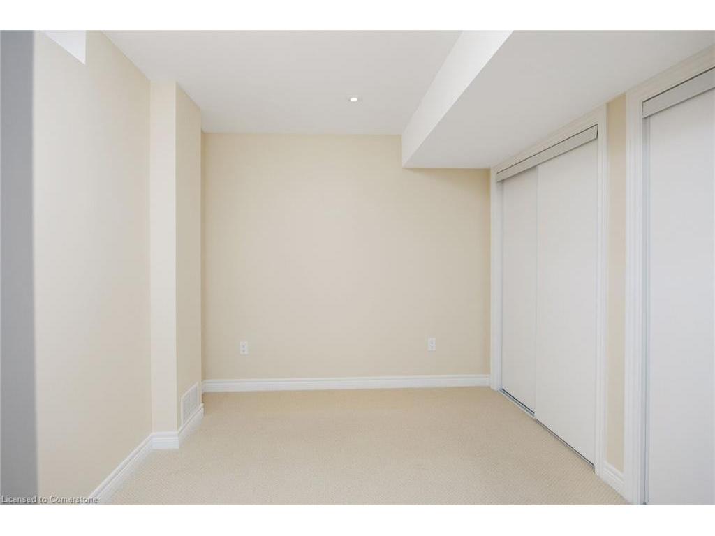 









1392


Pinecliff

Road,
Oakville,




ON
L6M 3Z1

