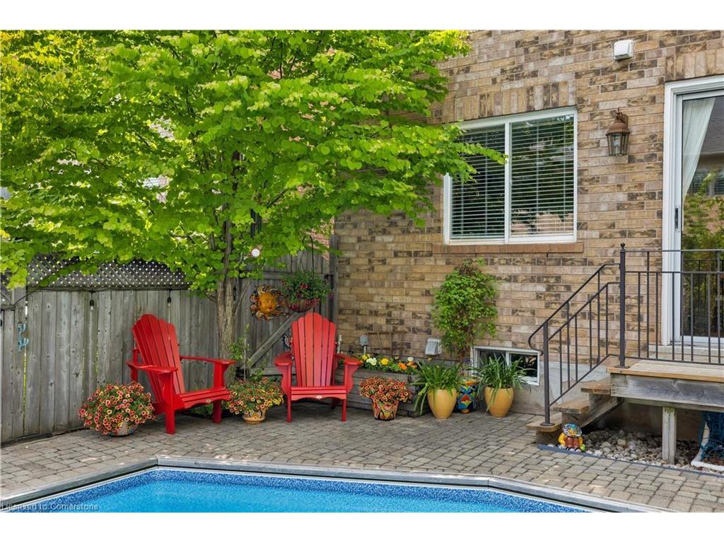 









1392


Pinecliff

Road,
Oakville,




ON
L6M 3Z1

