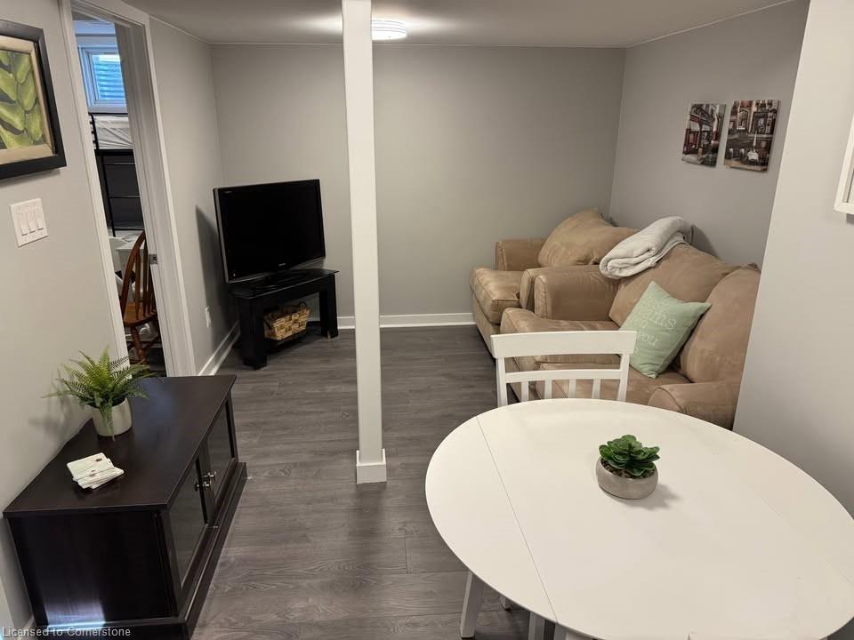 









348


Springbrook

Avenue, Bsmt,
Hamilton,




ON
L9K 0K3

