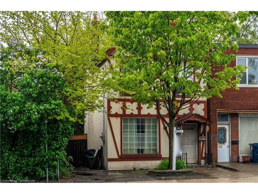 









18


Scarlett

Road,
Toronto,




ON
M6N 4K1

