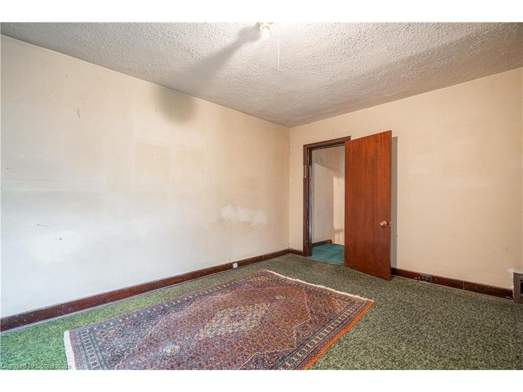









18


Scarlett

Road,
Toronto,




ON
M6N 4K1

