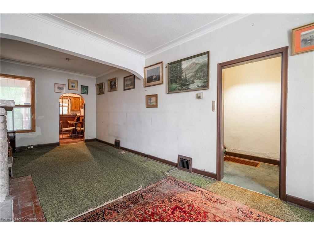 









18


Scarlett

Road,
Toronto,




ON
M6N 4K1

