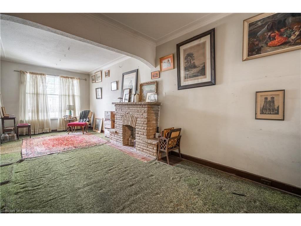 









18


Scarlett

Road,
Toronto,




ON
M6N 4K1


