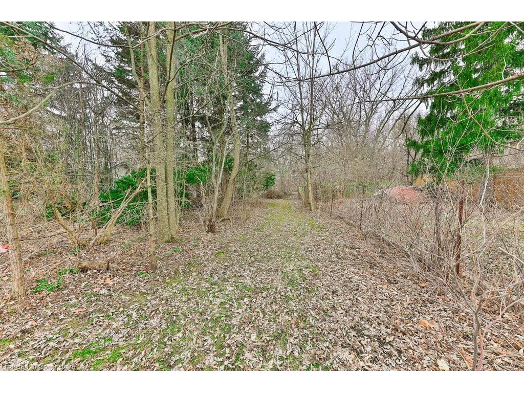 









1348


Northmount

Avenue,
Mississauga,




ON
L5E 1Y5

