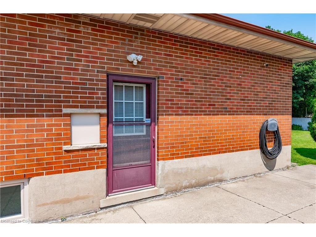 









173


West 19th

Street,
Hamilton,




ON
L9C 4H9

