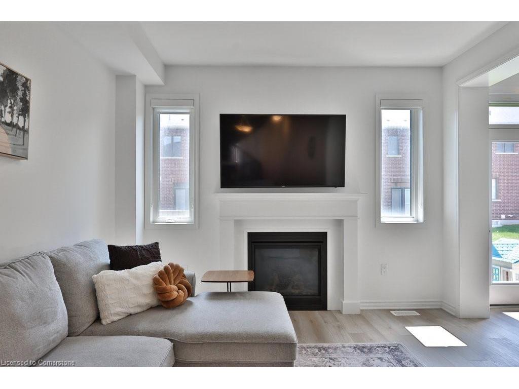 









1200


Anson

Gate,
Oakville,




ON
L6H 3Z9

