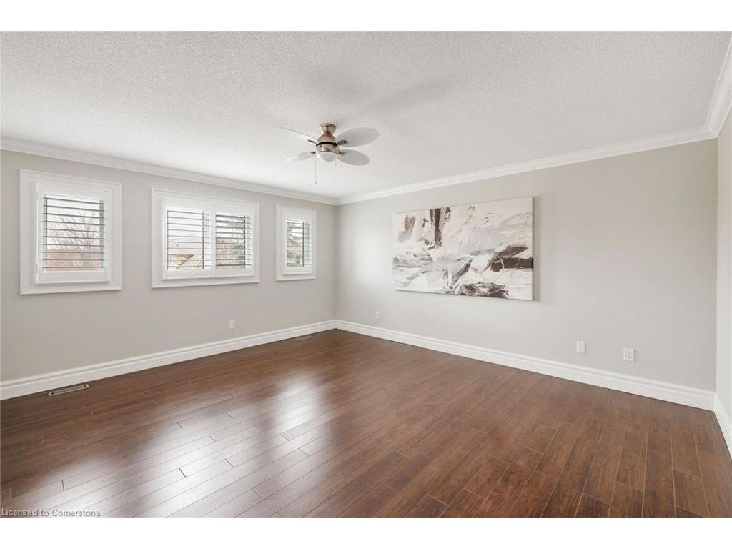 









2225


Glazebrook

Circle,
Oakville,




ON
L6M 5B5

