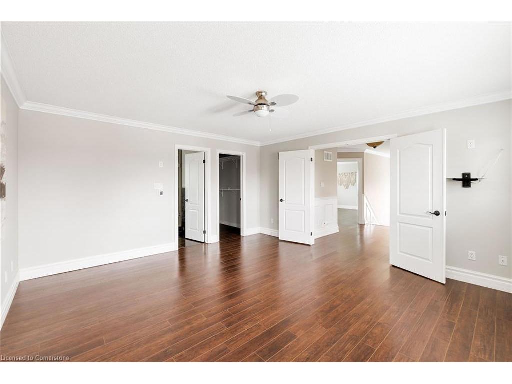 









2225


Glazebrook

Circle,
Oakville,




ON
L6M 5B5

