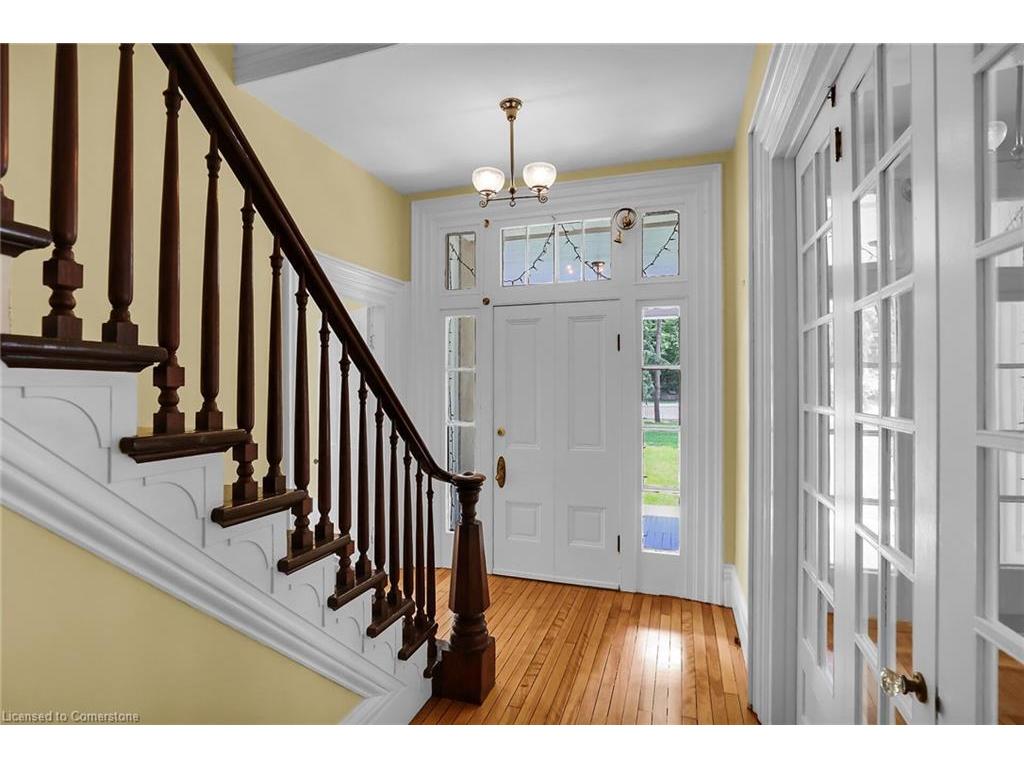









262


Main

Street West,
Grimsby,




ON
L3M 1S4

