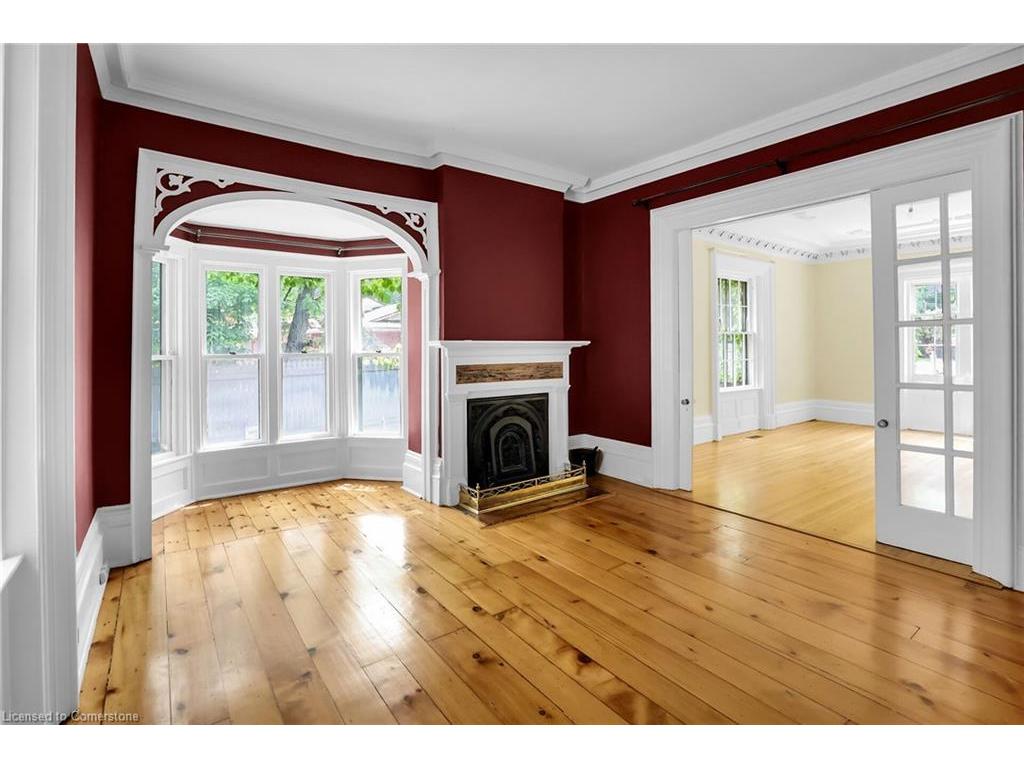 









262


Main

Street West,
Grimsby,




ON
L3M 1S4

