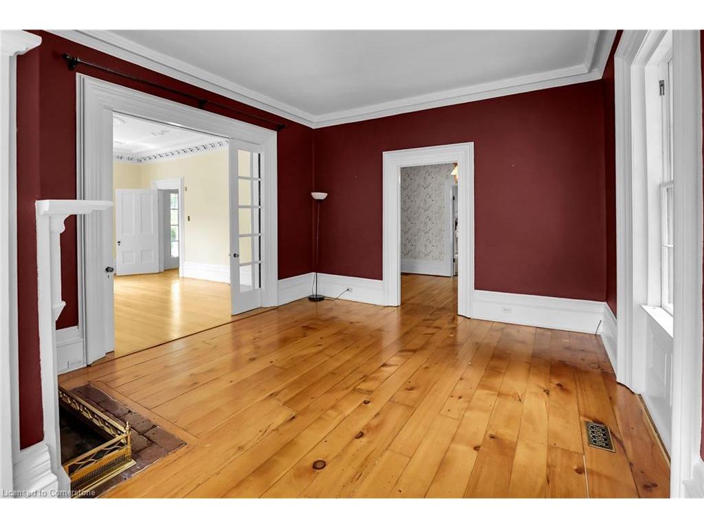 









262


Main

Street West,
Grimsby,




ON
L3M 1S4

