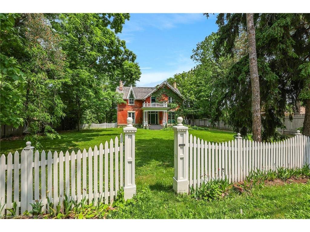 









262


Main

Street West,
Grimsby,




ON
L3M 1S4

