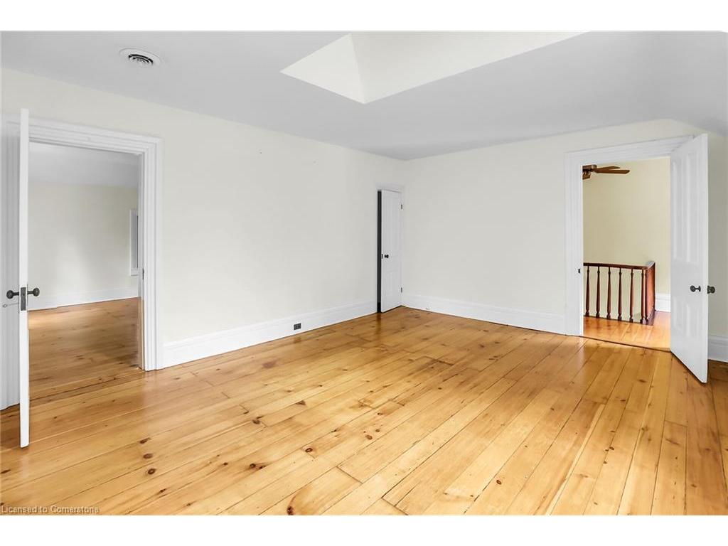 









262


Main

Street West,
Grimsby,




ON
L3M 1S4

