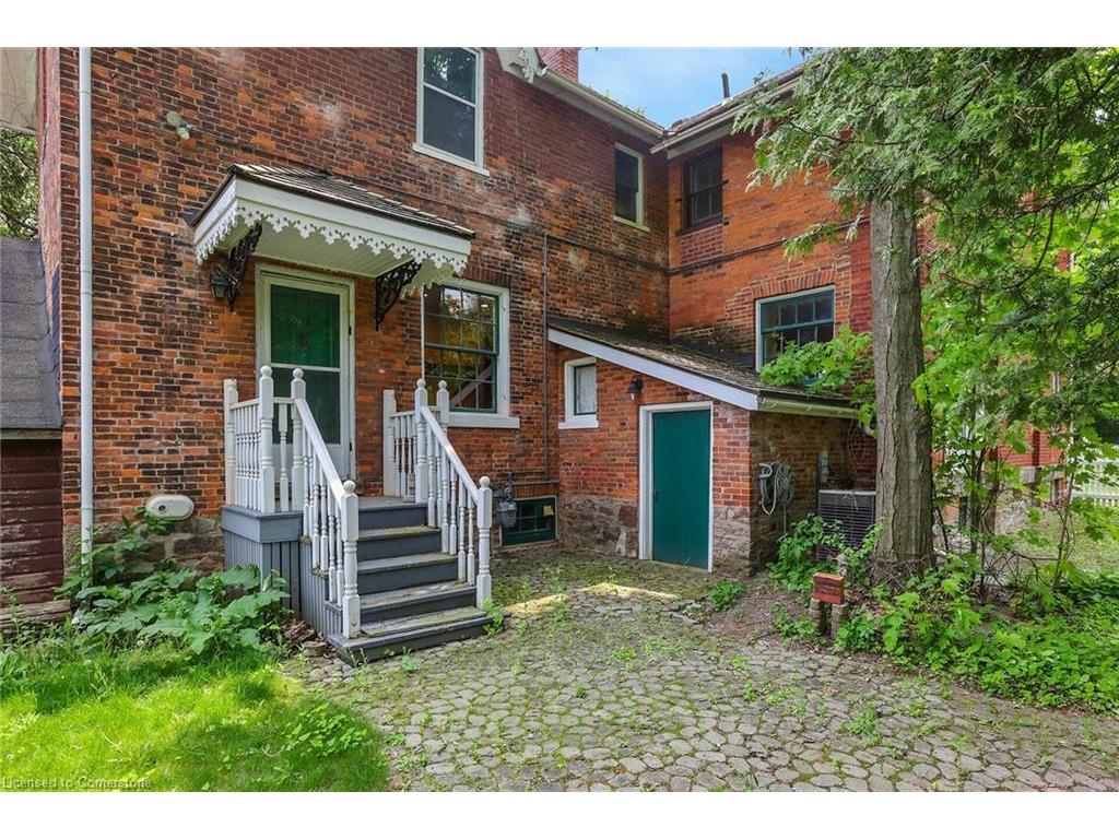 









262


Main

Street West,
Grimsby,




ON
L3M 1S4

