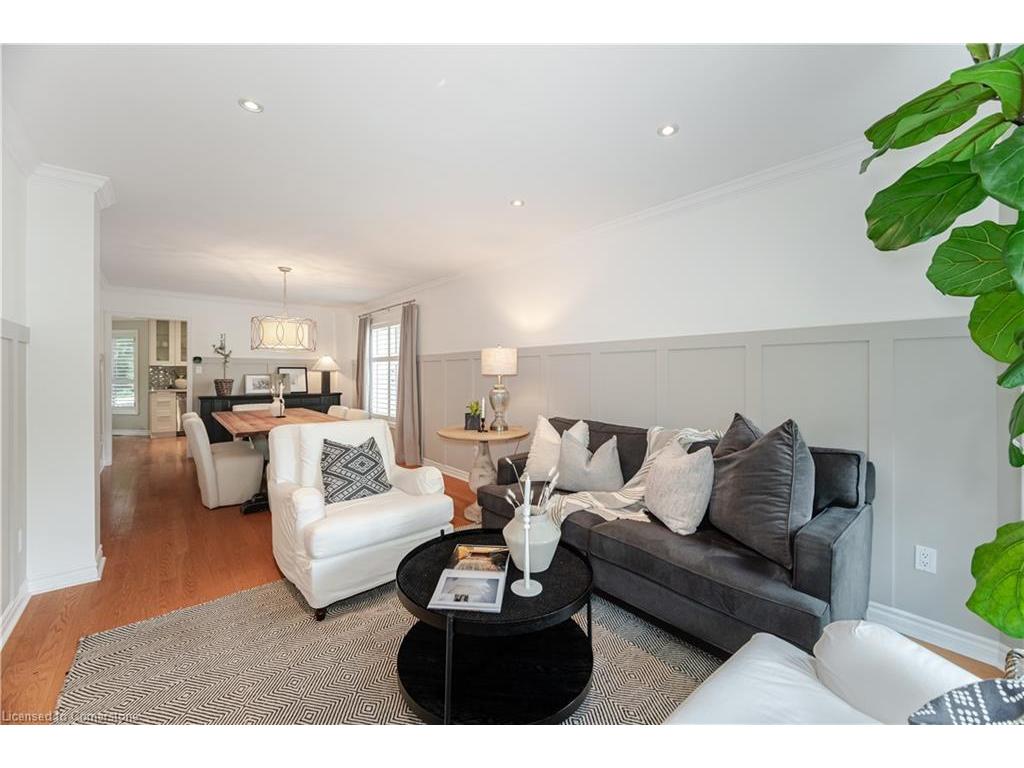 









323


Northwood

Drive,
Oakville,




ON
L6M 1M8

