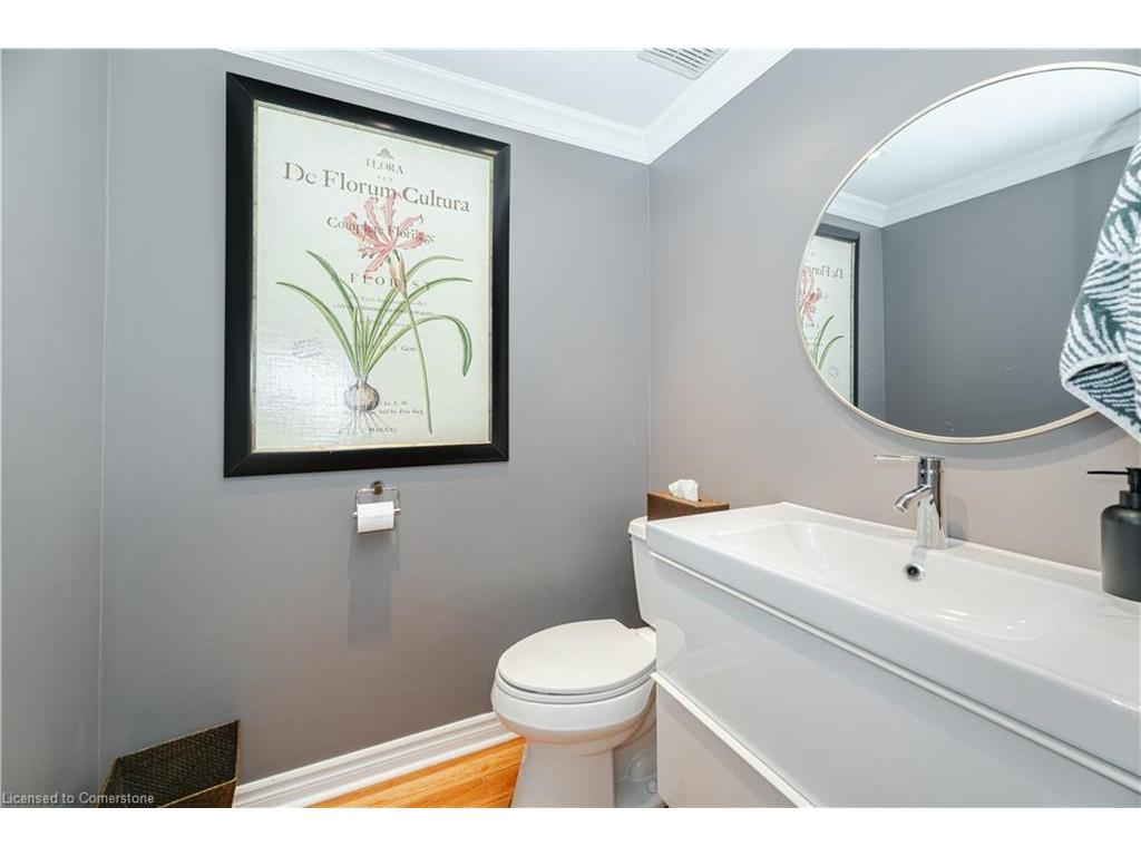 









323


Northwood

Drive,
Oakville,




ON
L6M 1M8

