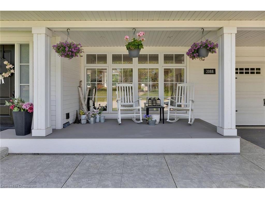 









2088


Saxon

Road,
Oakville,




ON
L6L 2V2

