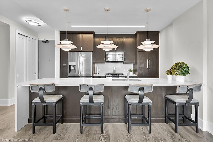 









181


James

Street North, 804,
Hamilton,




ON
L8R 2K9

