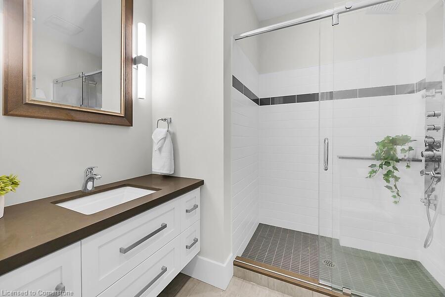 









181


James

Street North, 804,
Hamilton,




ON
L8R 2K9

