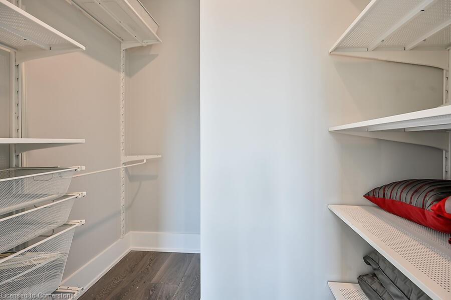









181


James

Street North, 804,
Hamilton,




ON
L8R 2K9

