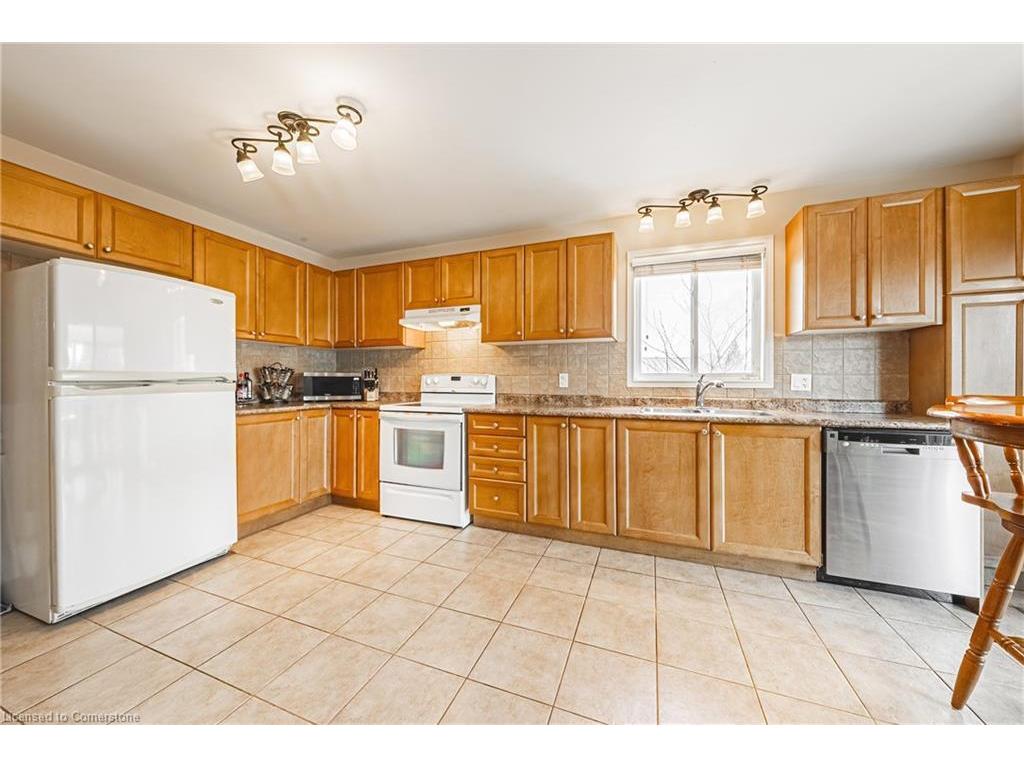









148


Meadow Wood

Crescent,
Stoney Creek,




ON
L8J 3Z8

