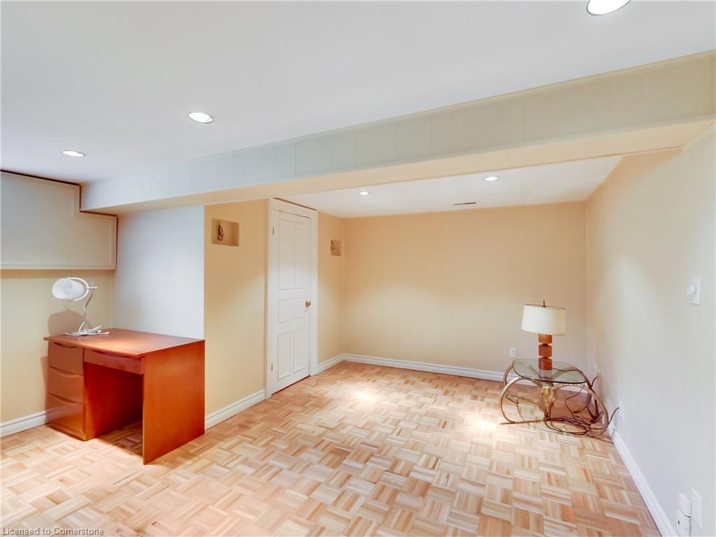 









235


Seminole

Road,
Ancaster,




ON
L9G 1Z1

