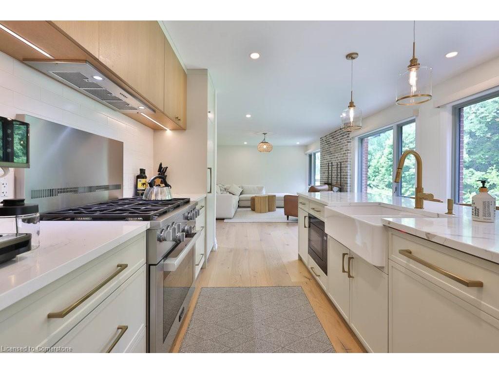 









1355


Gatehouse

Drive,
Mississauga,




ON
L5H 1A6

