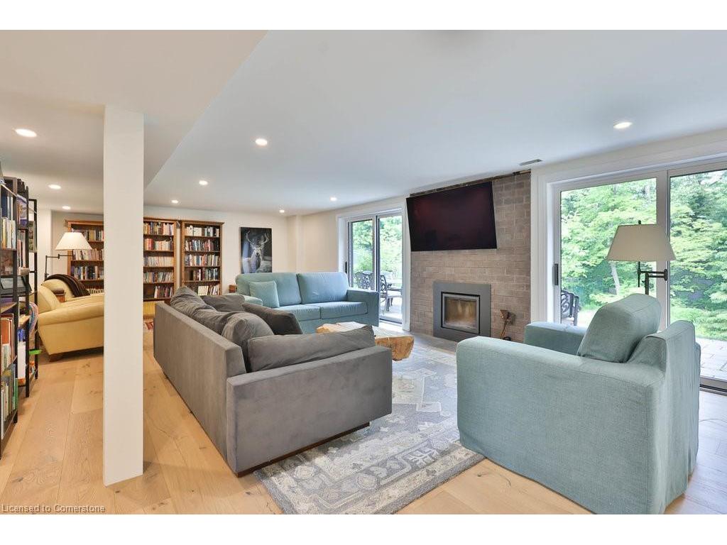 









1355


Gatehouse

Drive,
Mississauga,




ON
L5H 1A6


