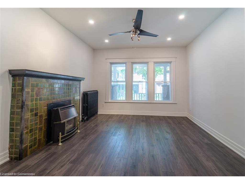 









115


Spadina

Avenue,
Hamilton,




ON
L8M 2X4

