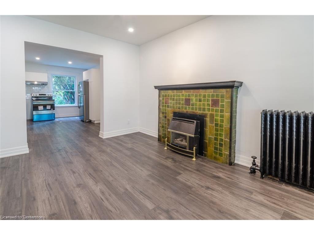 









115


Spadina

Avenue,
Hamilton,




ON
L8M 2X4


