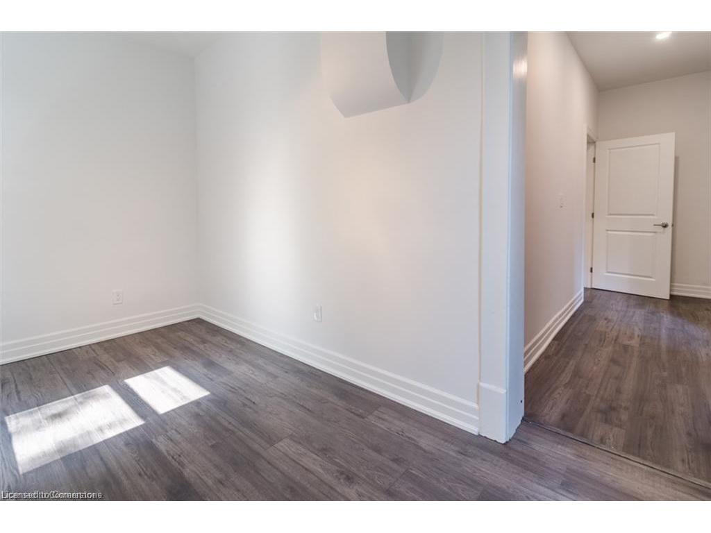 









115


Spadina

Avenue,
Hamilton,




ON
L8M 2X4

