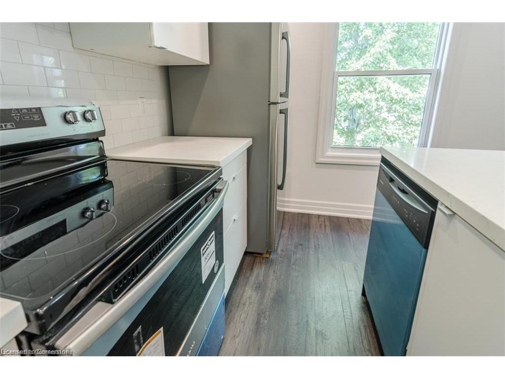 









115


Spadina

Avenue,
Hamilton,




ON
L8M 2X4

