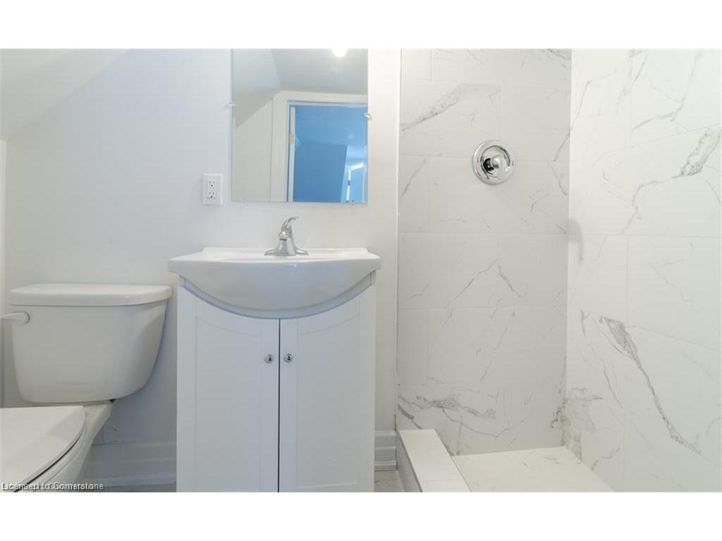 









115


Spadina

Avenue,
Hamilton,




ON
L8M 2X4

