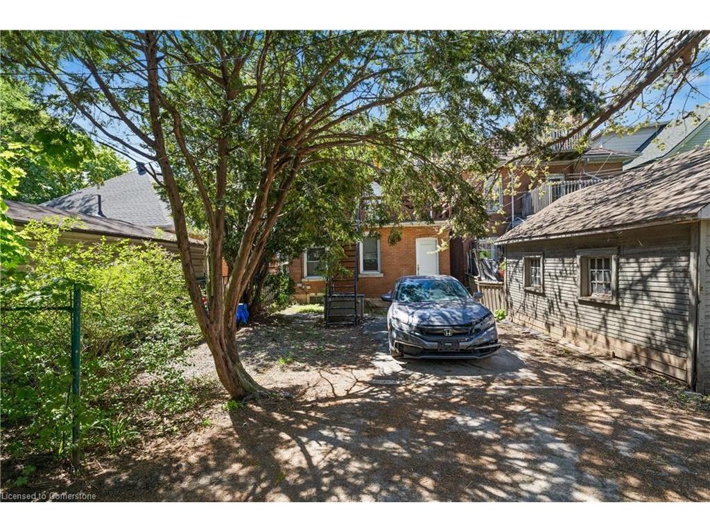 









115


Spadina

Avenue,
Hamilton,




ON
L8M 2X4

