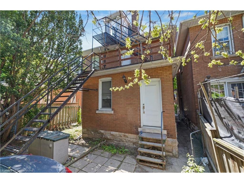 









115


Spadina

Avenue,
Hamilton,




ON
L8M 2X4

