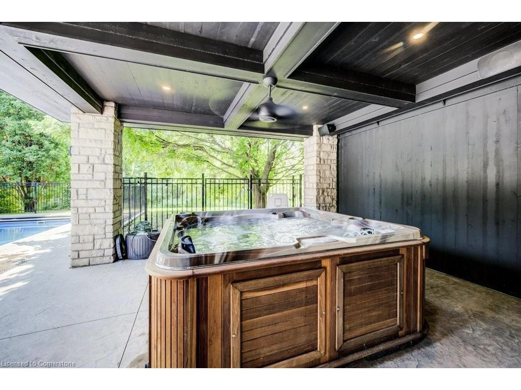 









8466


Sideroad 30

,
Rockwood,




ON
N0B 2K0

