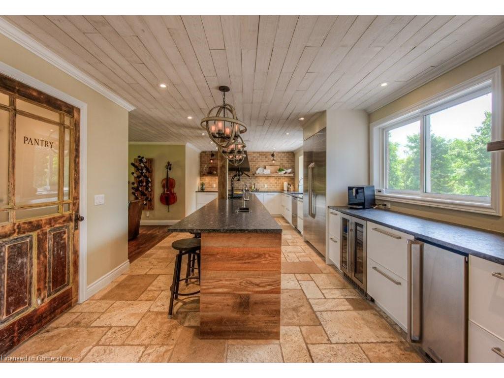 









8466


Sideroad 30

,
Rockwood,




ON
N0B 2K0

