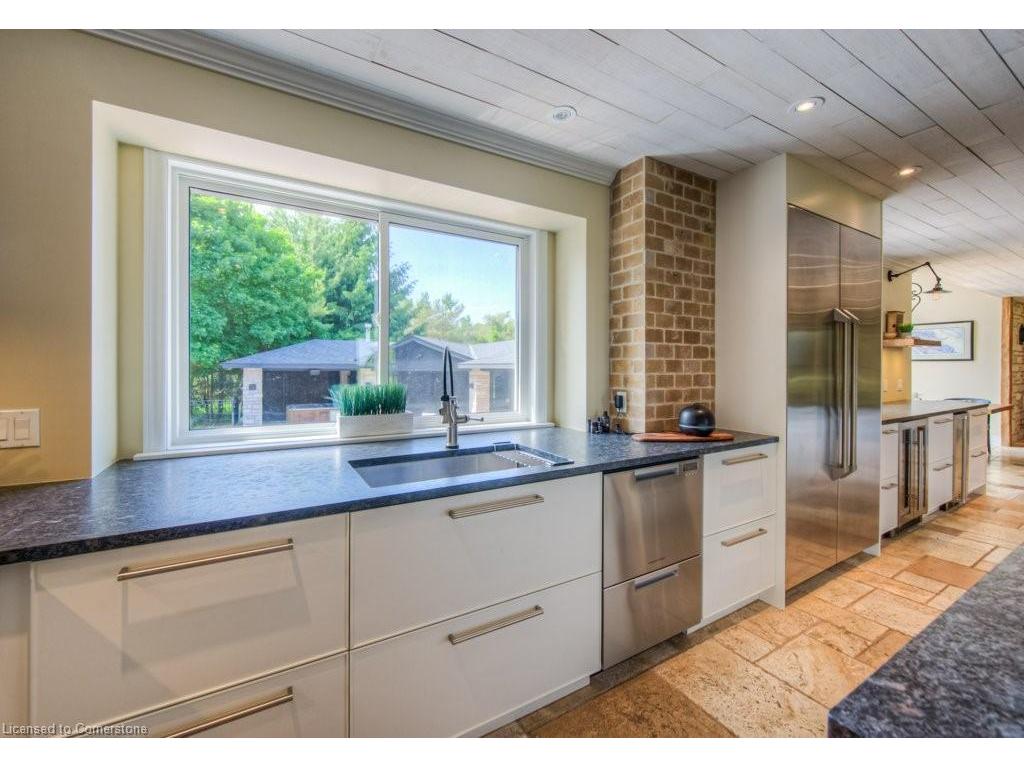 









8466


Sideroad 30

,
Rockwood,




ON
N0B 2K0

