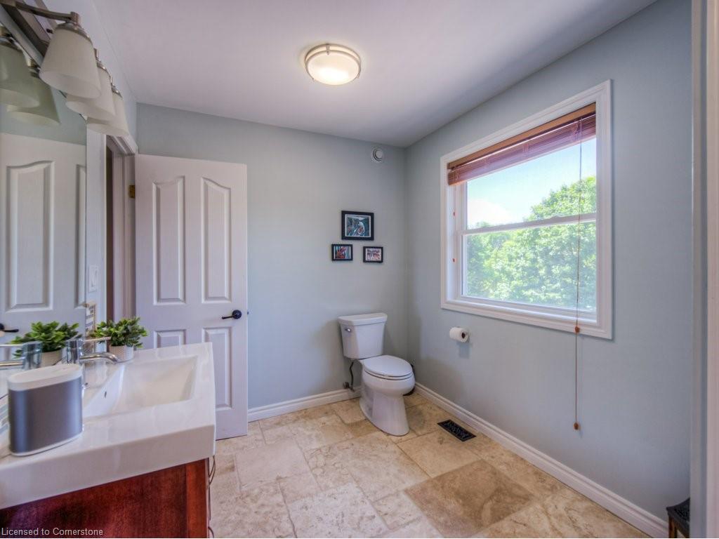 









8466


Sideroad 30

,
Rockwood,




ON
N0B 2K0

