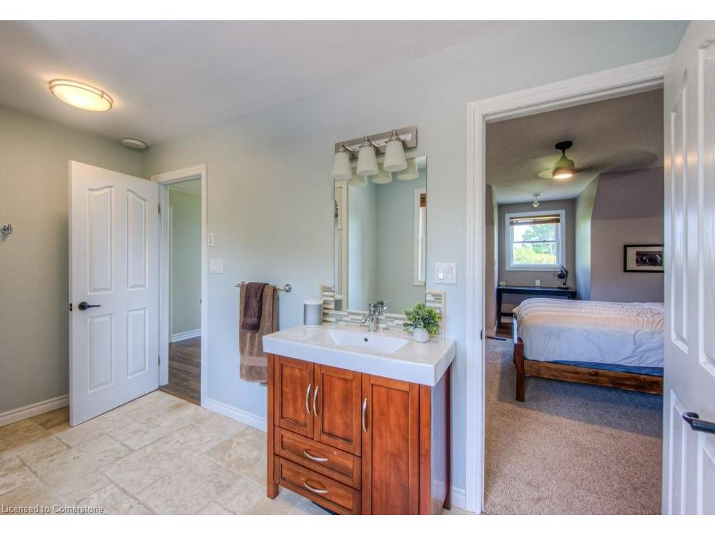 









8466


Sideroad 30

,
Rockwood,




ON
N0B 2K0

