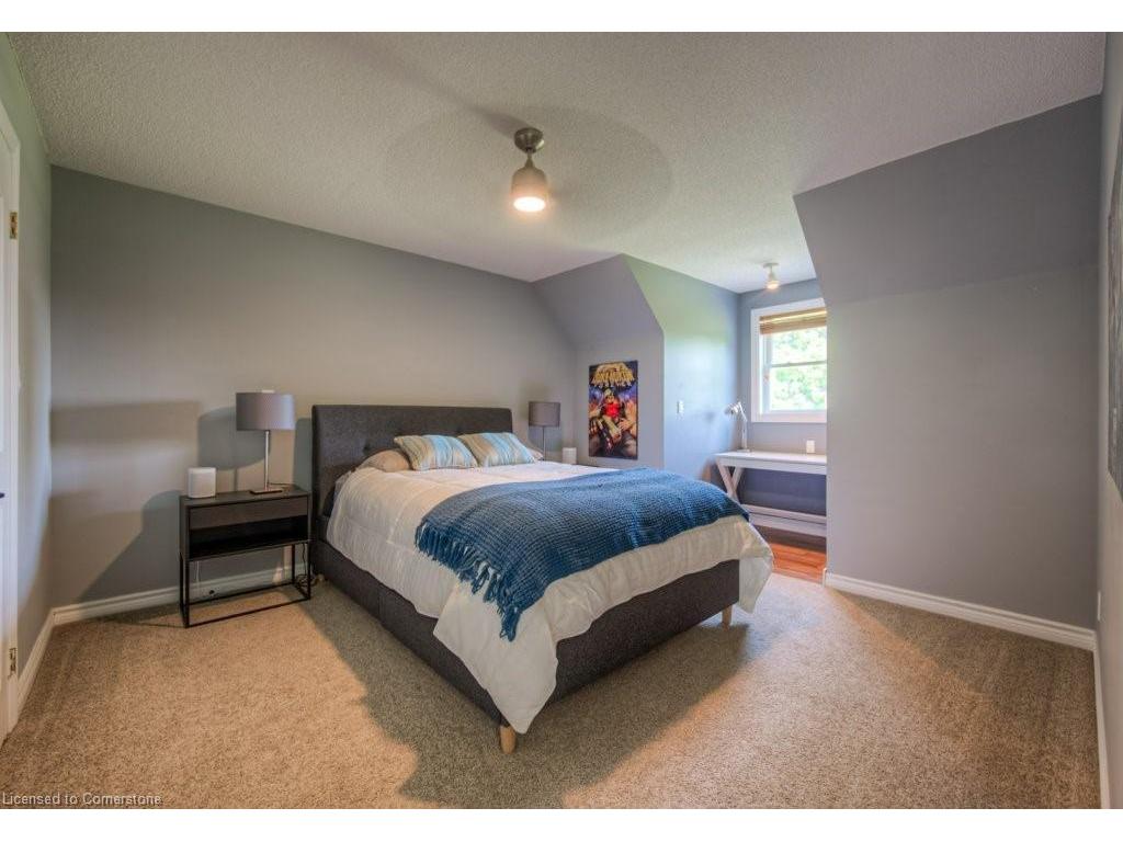 









8466


Sideroad 30

,
Rockwood,




ON
N0B 2K0

