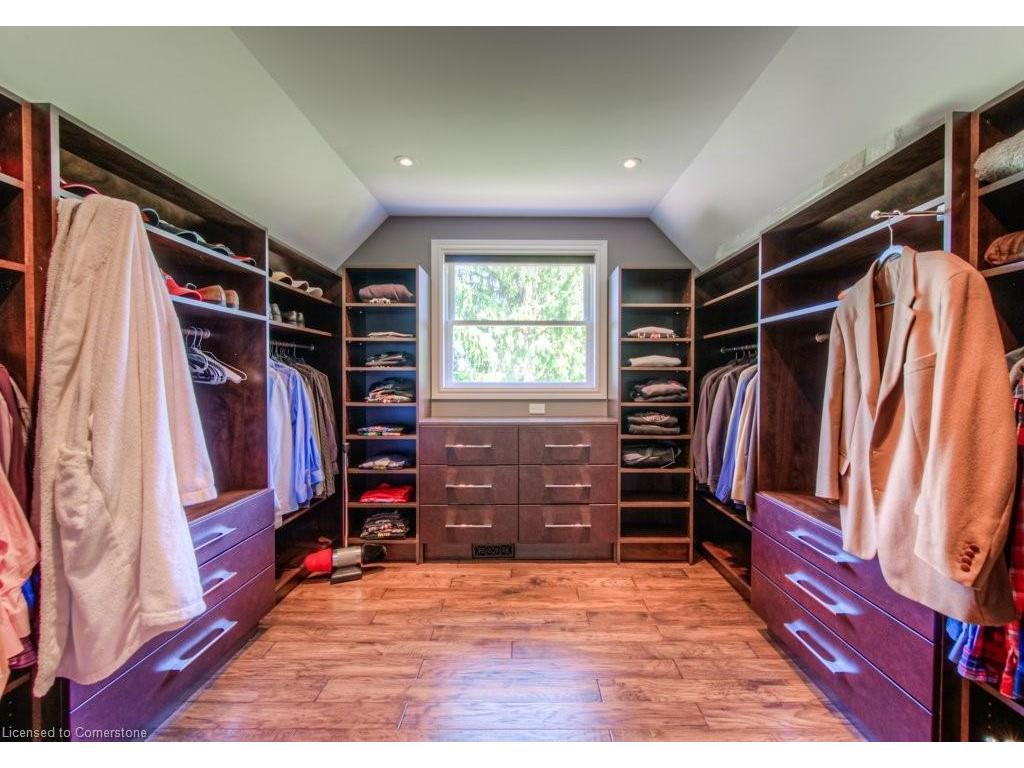 









8466


Sideroad 30

,
Rockwood,




ON
N0B 2K0

